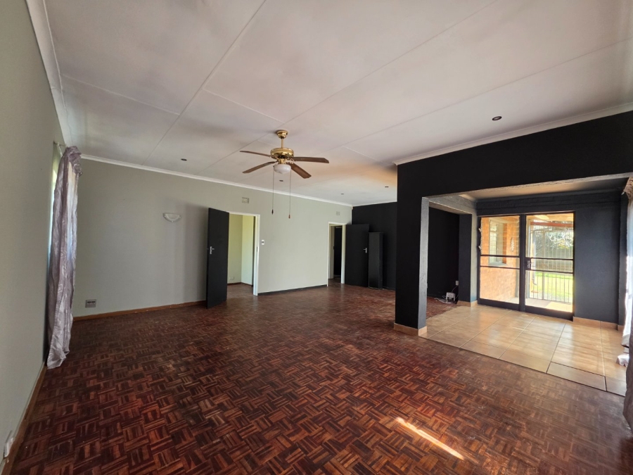 3 Bedroom Property for Sale in Roodia Free State